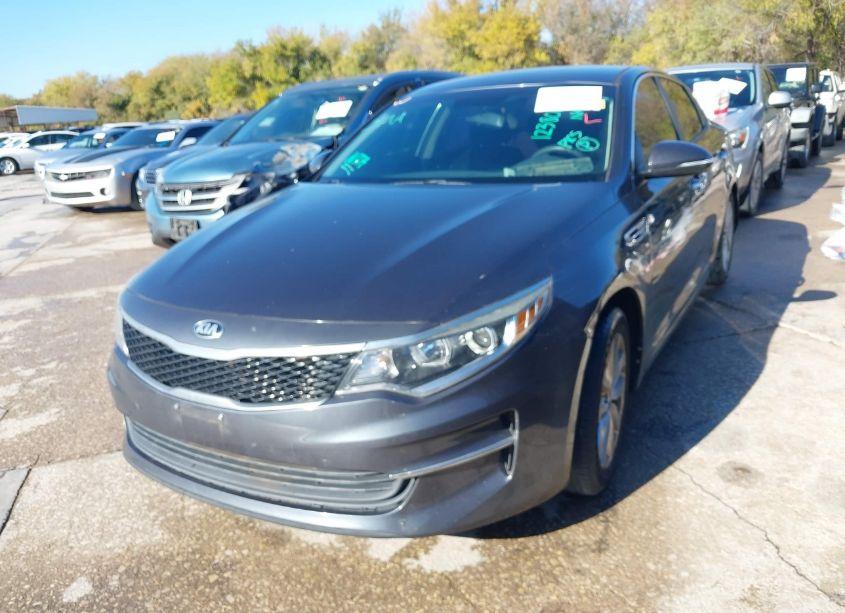 Photo 2 of 2017 Kia Optima LX (VIN 5XXGT4L33HG123806)