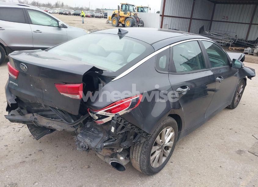Photo 4 of 2017 Kia Optima LX (VIN 5XXGT4L33HG131596)
