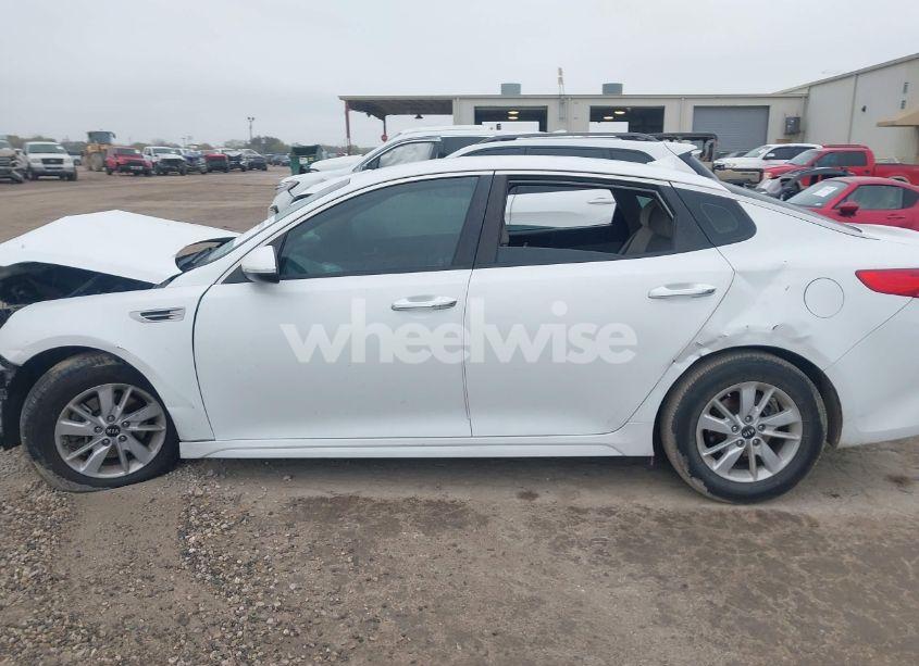 Photo 15 of 2017 Kia Optima LX (VIN 5XXGT4L33HG133073)