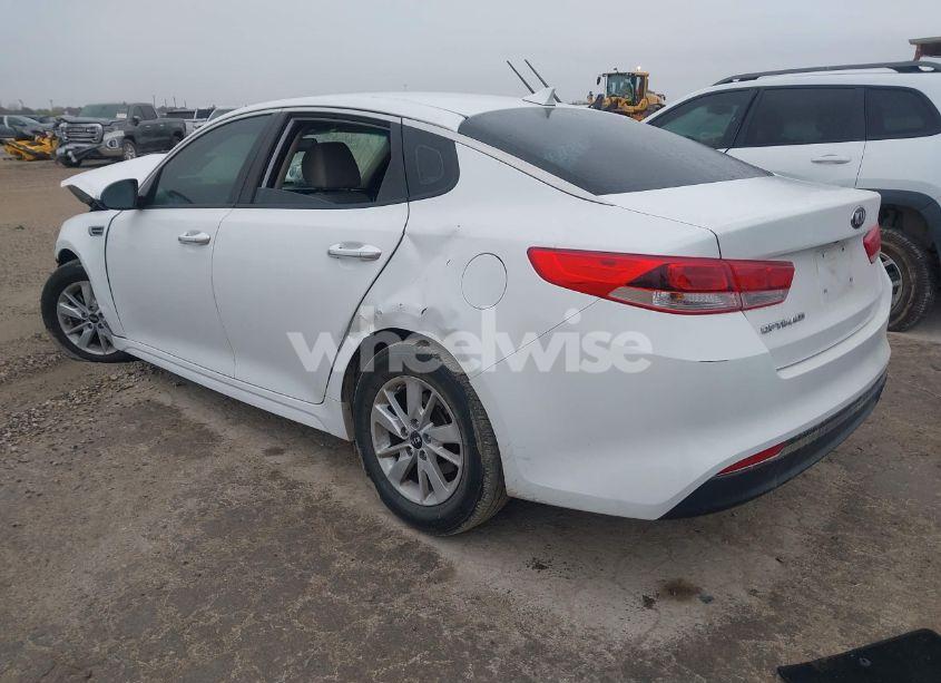 Photo 3 of 2017 Kia Optima LX (VIN 5XXGT4L33HG133073)