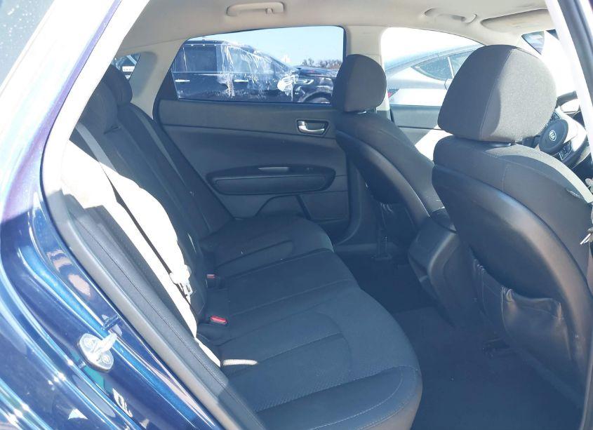 Photo 8 of 2017 Kia Optima LX (VIN 5XXGT4L33HG149824)