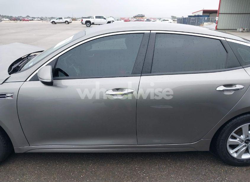 Photo 14 of 2017 Kia Optima LX (VIN 5XXGT4L33HG160726)