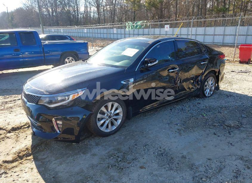 Photo 2 of 2018 Kia Optima S (VIN 5XXGT4L33JG186703)