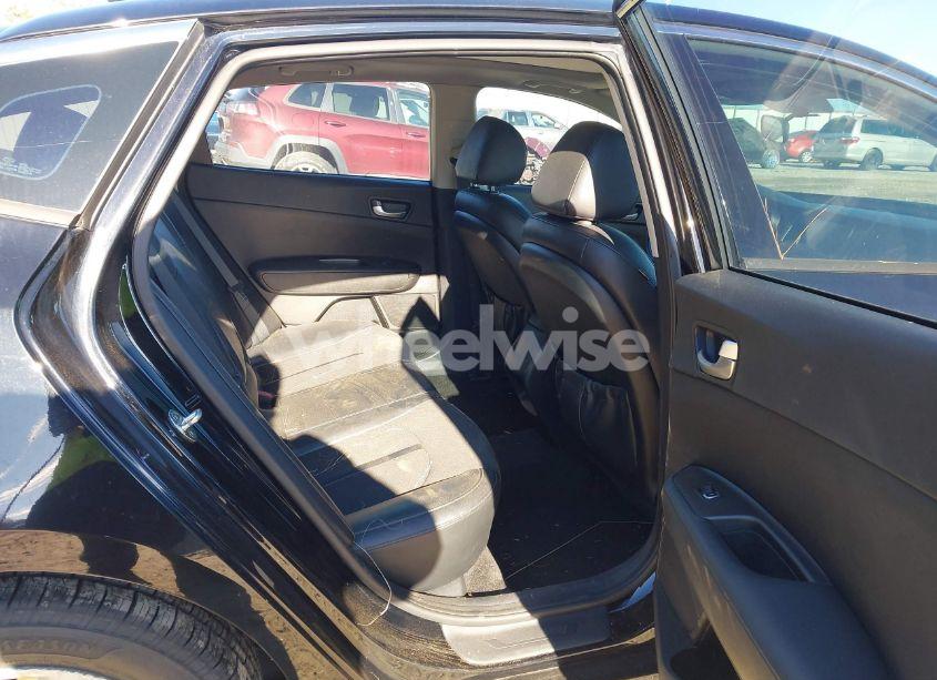 Photo 8 of 2018 Kia Optima S (VIN 5XXGT4L33JG186703)