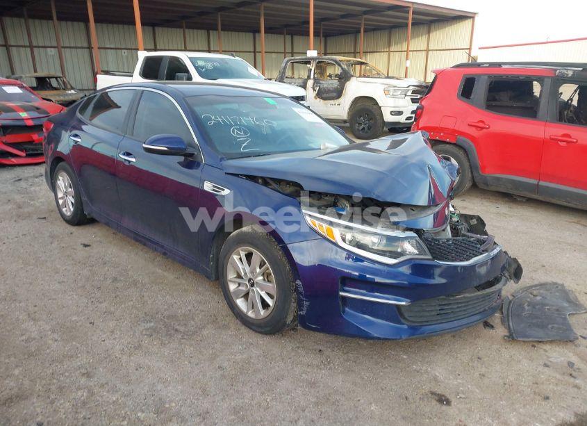 2018 Kia Optima LX (VIN 5XXGT4L33JG188970) main photo