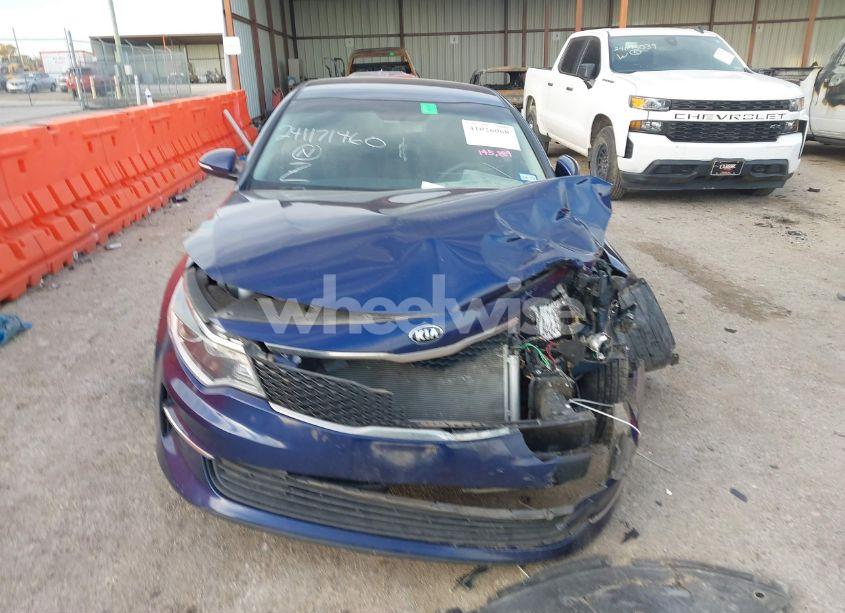 Photo 12 of 2018 Kia Optima LX (VIN 5XXGT4L33JG188970)