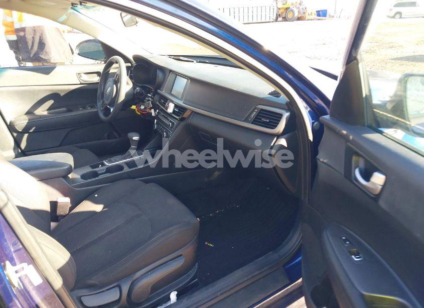 Photo 5 of 2018 Kia Optima LX (VIN 5XXGT4L33JG191559)