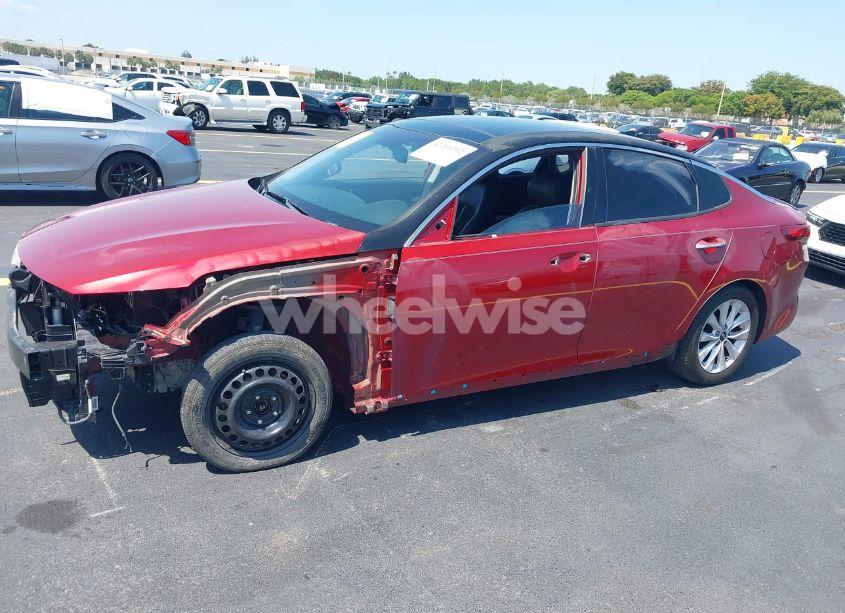 Photo 19 of 2018 Kia Optima S (VIN 5XXGT4L33JG235933)