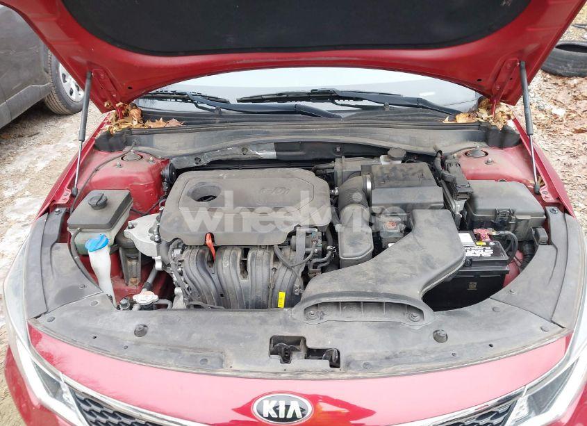 Photo 10 of 2018 Kia Optima S (VIN 5XXGT4L33JG240405)