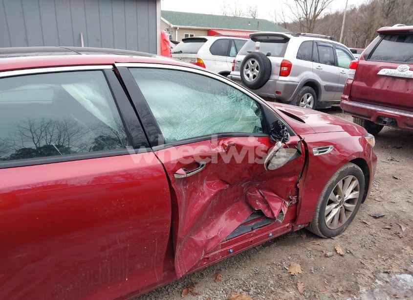 Photo 6 of 2018 Kia Optima S (VIN 5XXGT4L33JG240405)