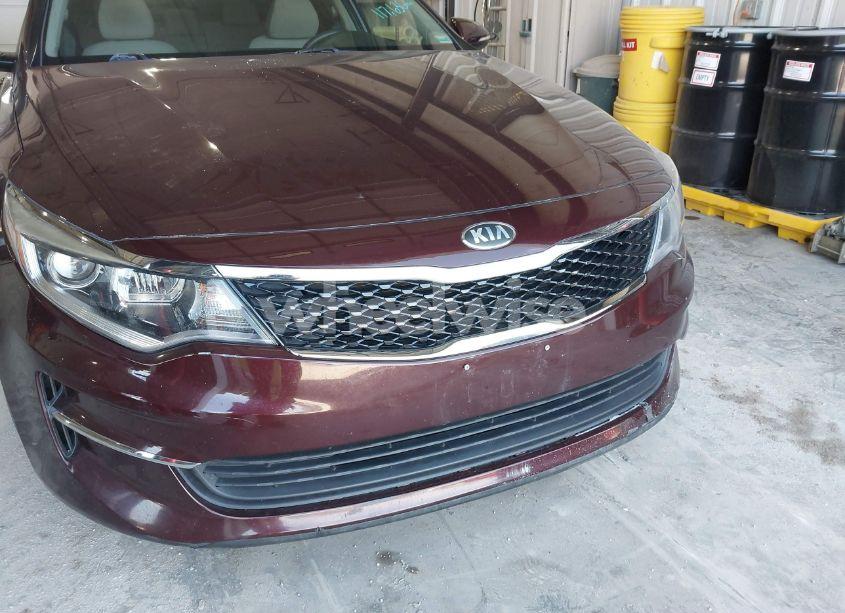 Photo 6 of 2018 Kia Optima LX (VIN 5XXGT4L33JG257513)