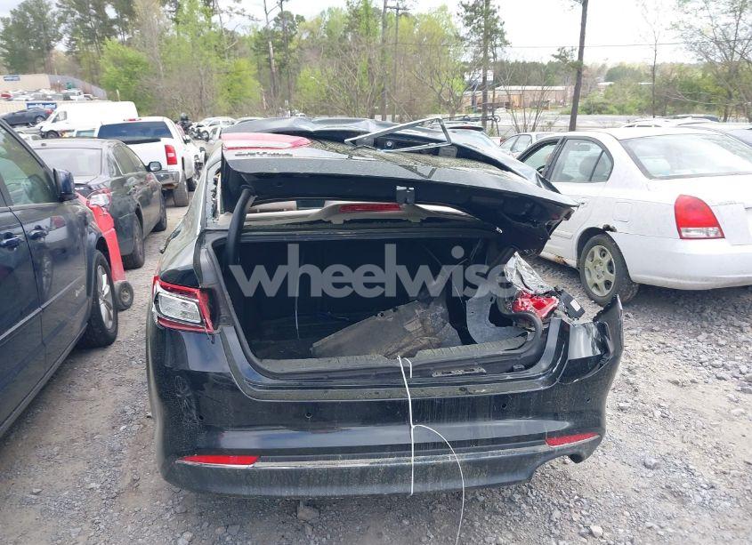 Photo 16 of 2018 Kia Optima LX (VIN 5XXGT4L33JG267863)