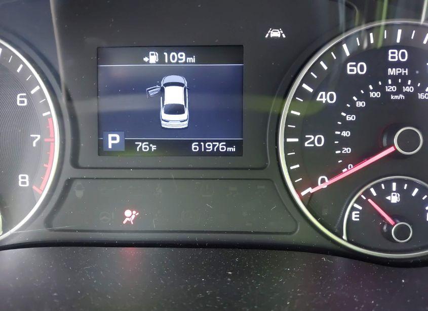 Photo 15 of 2019 Kia Optima LX (VIN 5XXGT4L33KG282851)