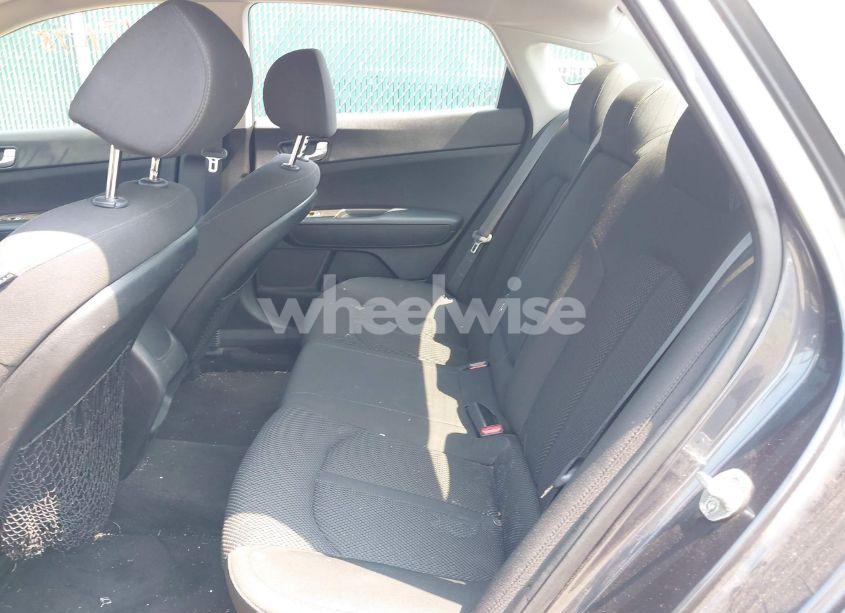 Photo 8 of 2019 Kia Optima LX (VIN 5XXGT4L33KG285104)