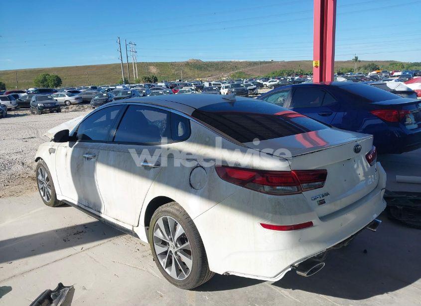 Photo 3 of 2019 Kia Optima S (VIN 5XXGT4L33KG286060)