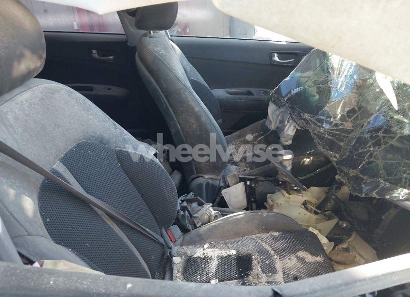 Photo 5 of 2019 Kia Optima S (VIN 5XXGT4L33KG286060)