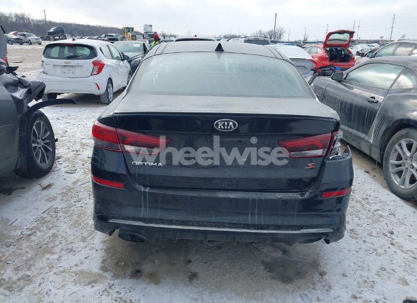 Photo 16 of 2019 Kia Optima S (VIN 5XXGT4L33KG290481)