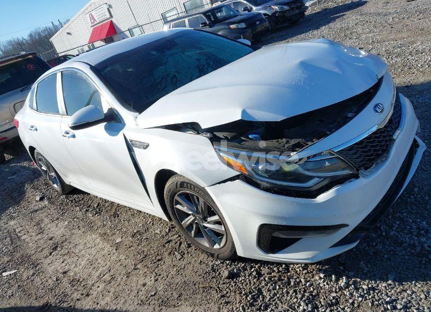 2019 Kia Optima LX (VIN 5XXGT4L33KG293803) main photo