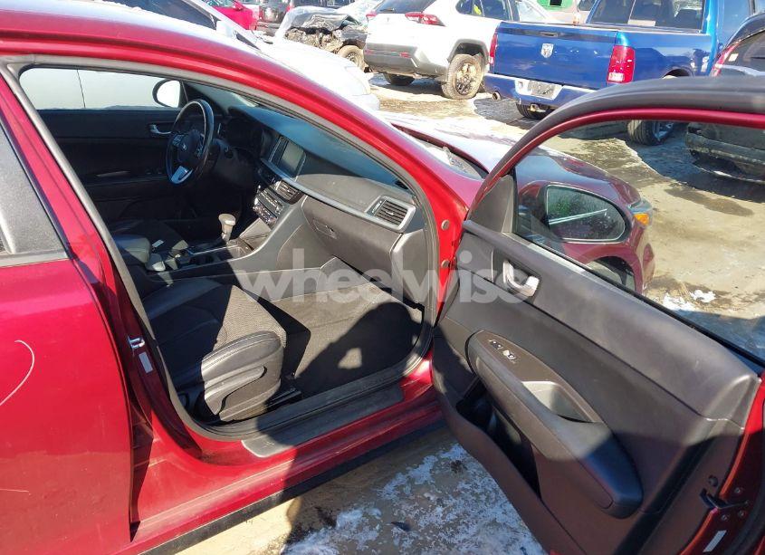 Photo 5 of 2019 Kia Optima S (VIN 5XXGT4L33KG295986)