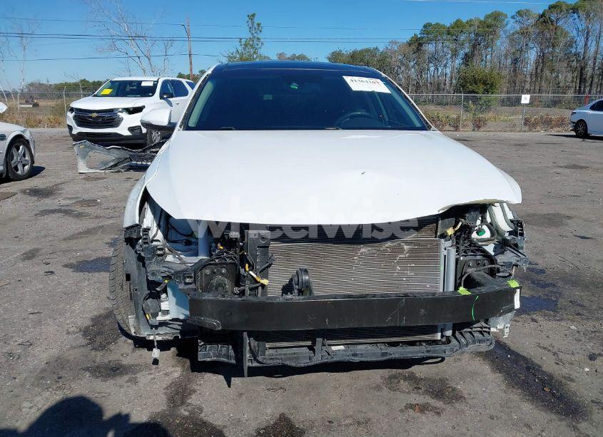 Photo 13 of 2019 Kia Optima LX (VIN 5XXGT4L33KG300572)