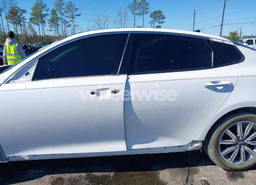 Photo 15 of 2019 Kia Optima LX (VIN 5XXGT4L33KG300572)