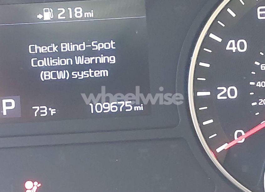 Photo 16 of 2019 Kia Optima LX (VIN 5XXGT4L33KG300572)