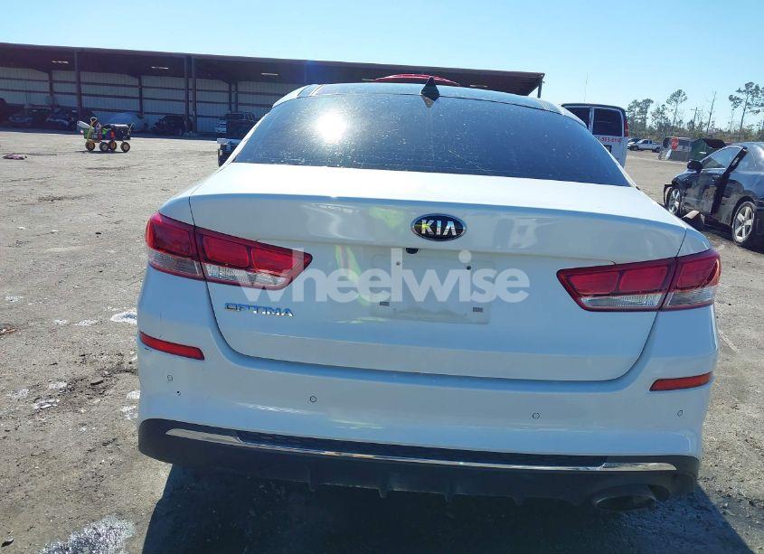 Photo 17 of 2019 Kia Optima LX (VIN 5XXGT4L33KG300572)