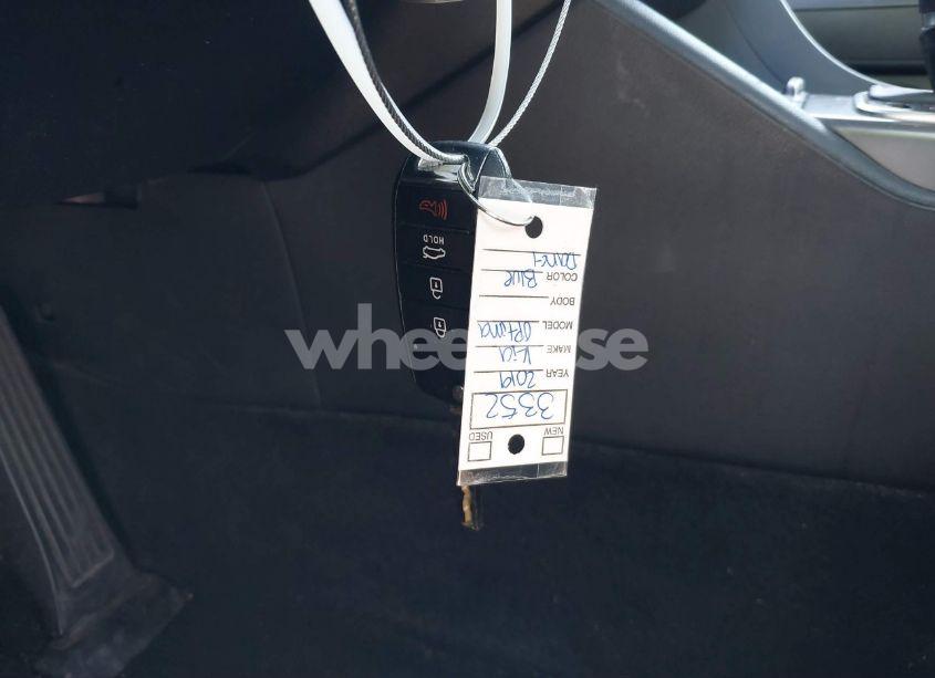 Photo 11 of 2019 Kia Optima LX (VIN 5XXGT4L33KG303794)