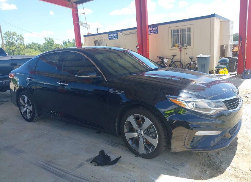 Photo 13 of 2019 Kia Optima S (VIN 5XXGT4L33KG306954)