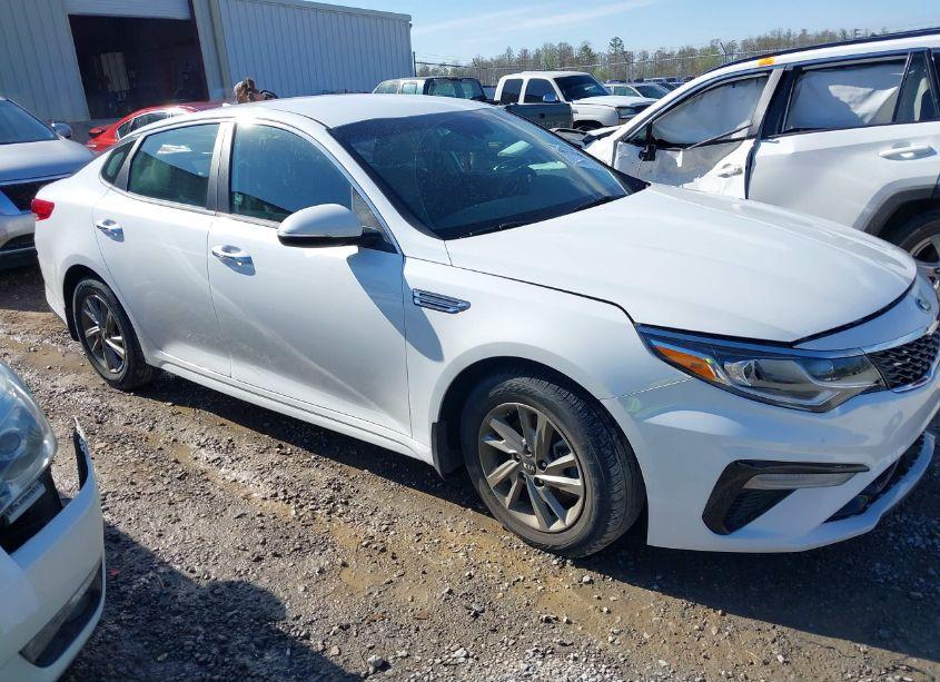 Photo 13 of 2019 Kia Optima LX (VIN 5XXGT4L33KG307425)
