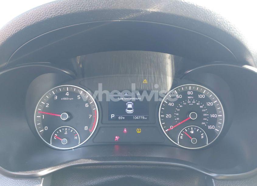 Photo 7 of 2019 Kia Optima LX (VIN 5XXGT4L33KG316027)