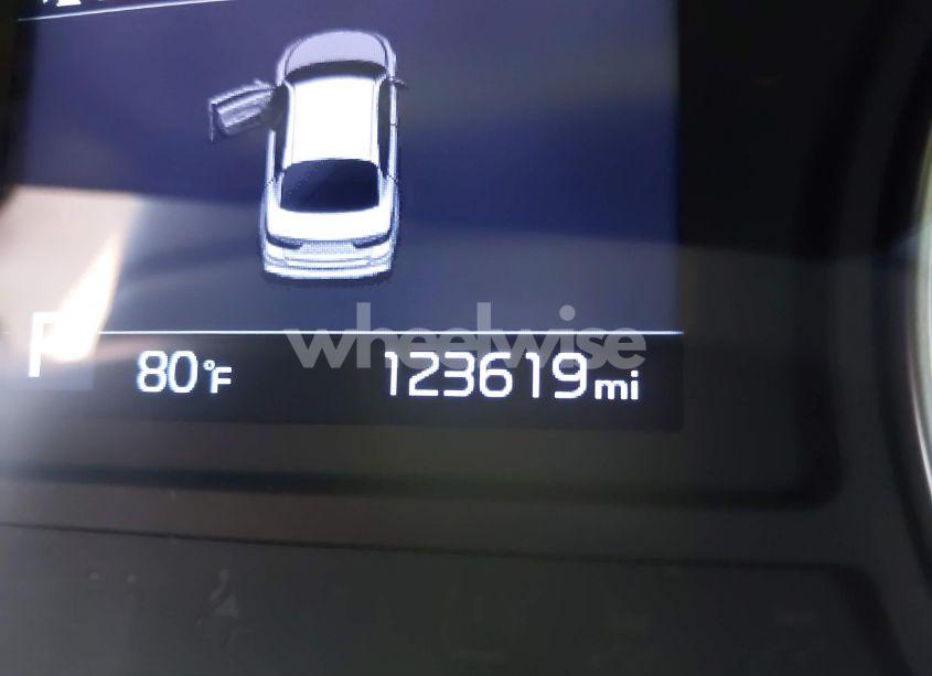 Photo 15 of 2019 Kia Optima LX (VIN 5XXGT4L33KG333586)