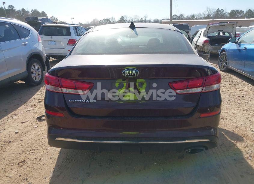 Photo 16 of 2019 Kia Optima LX (VIN 5XXGT4L33KG333586)