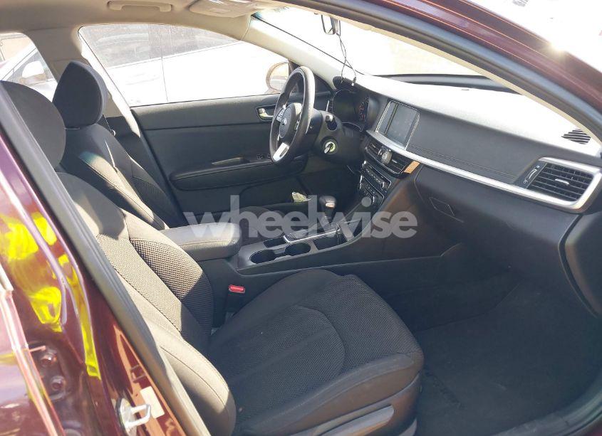 Photo 5 of 2019 Kia Optima LX (VIN 5XXGT4L33KG333586)