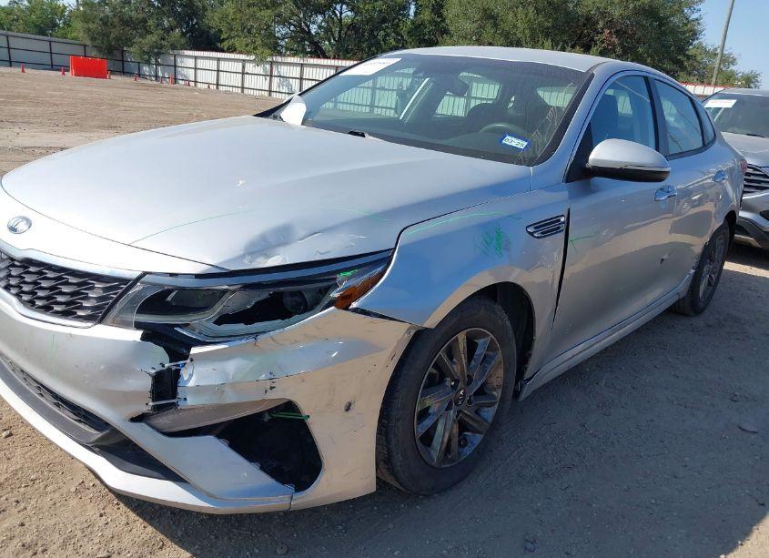 Photo 6 of 2019 Kia Optima LX (VIN 5XXGT4L33KG341428)