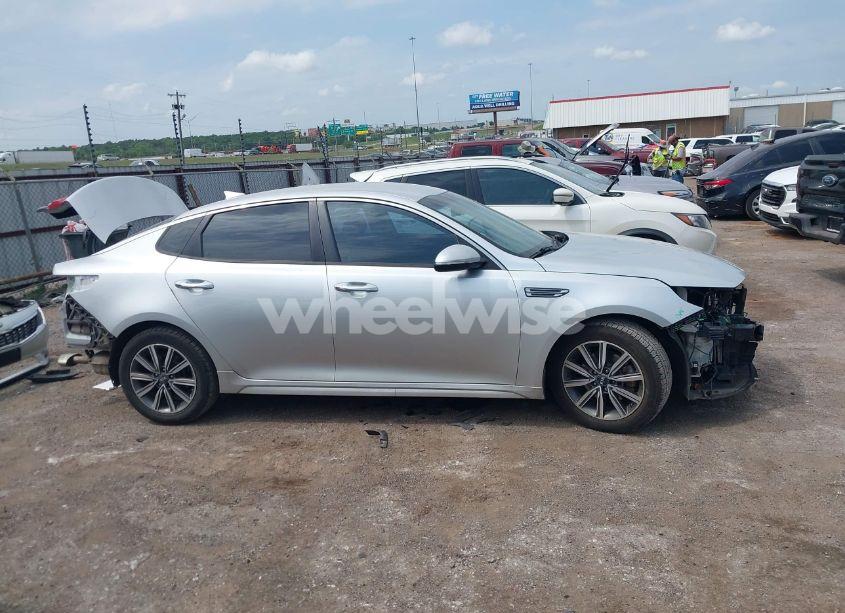 Photo 14 of 2019 Kia Optima LX (VIN 5XXGT4L33KG346676)