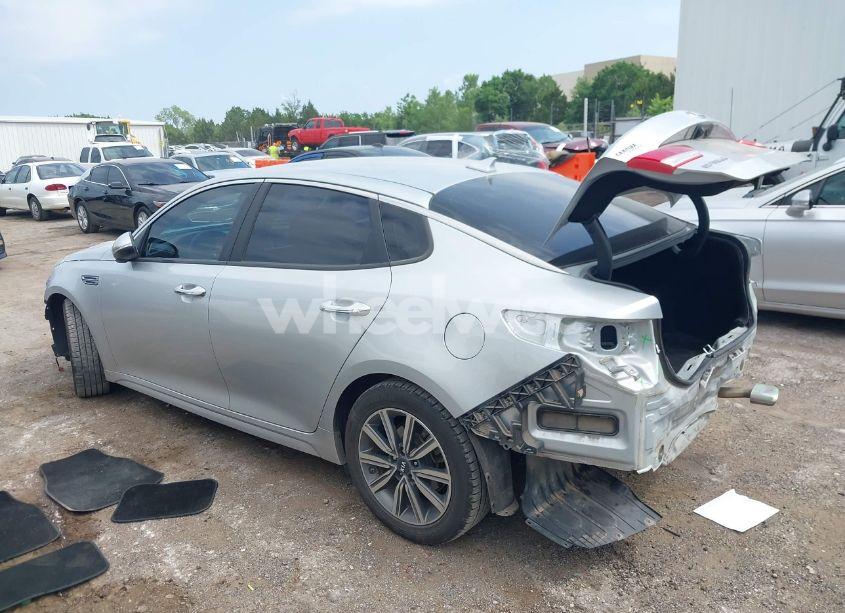 Photo 15 of 2019 Kia Optima LX (VIN 5XXGT4L33KG346676)