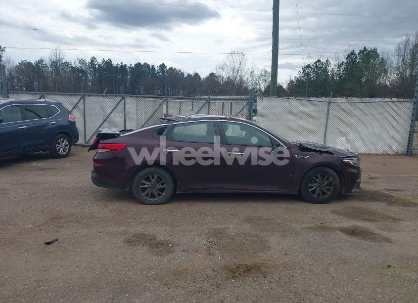Photo 14 of 2019 Kia Optima LX (VIN 5XXGT4L33KG346967)