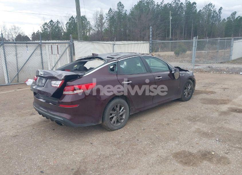 Photo 4 of 2019 Kia Optima LX (VIN 5XXGT4L33KG346967)