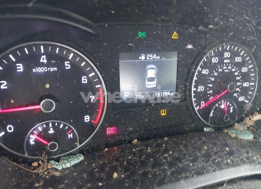 Photo 7 of 2019 Kia Optima LX (VIN 5XXGT4L33KG346967)