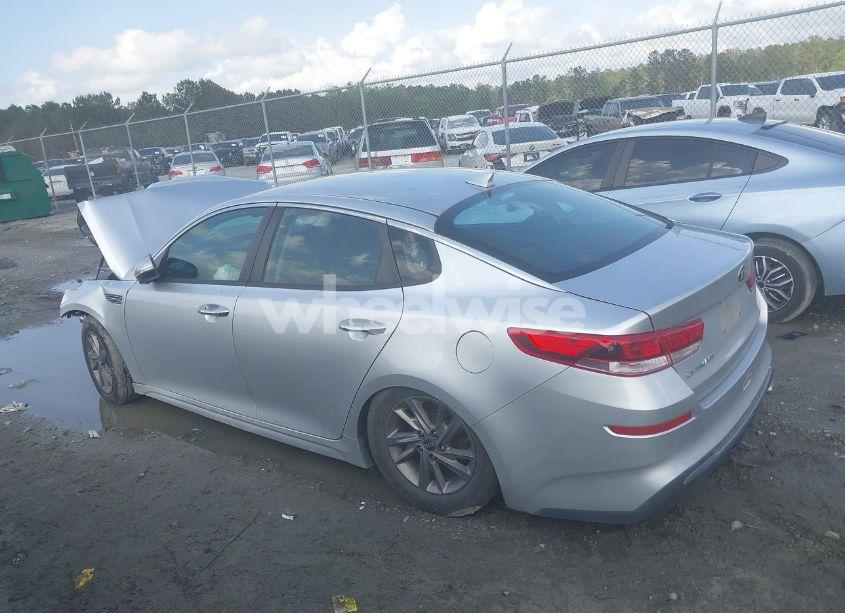 Photo 14 of 2019 Kia Optima LX (VIN 5XXGT4L33KG348167)