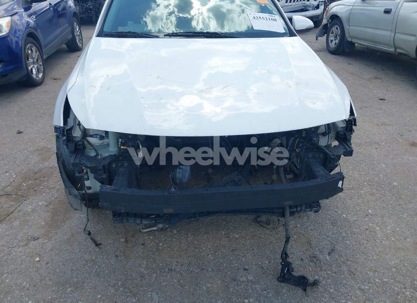 Photo 11 of 2019 Kia Optima LX (VIN 5XXGT4L33KG350520)