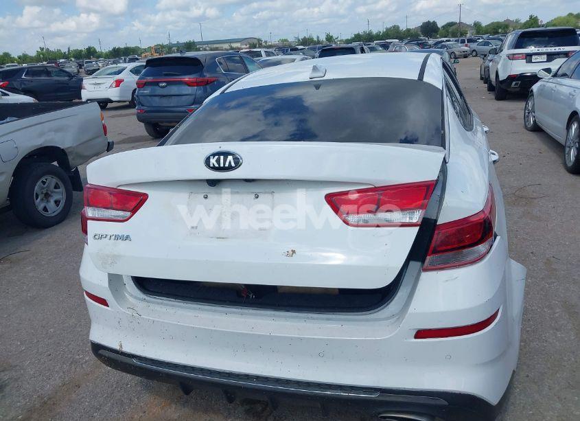 Photo 15 of 2019 Kia Optima LX (VIN 5XXGT4L33KG350520)