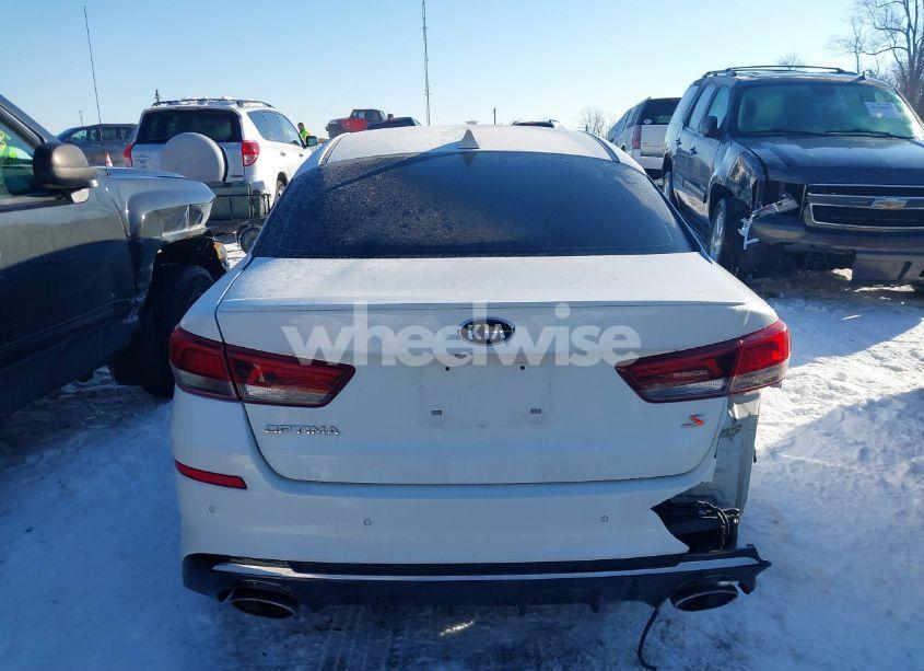 Photo 16 of 2019 Kia Optima S (VIN 5XXGT4L33KG354468)
