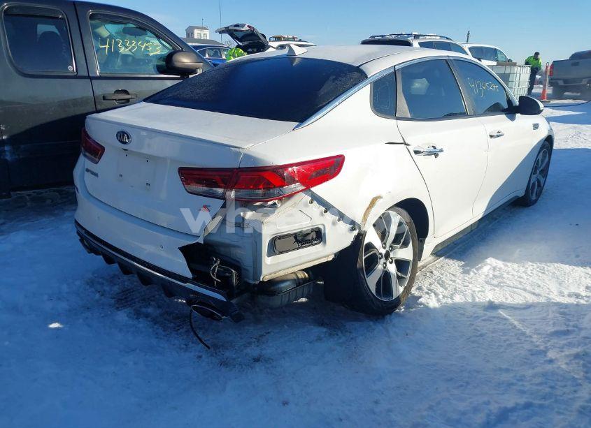 Photo 4 of 2019 Kia Optima S (VIN 5XXGT4L33KG354468)