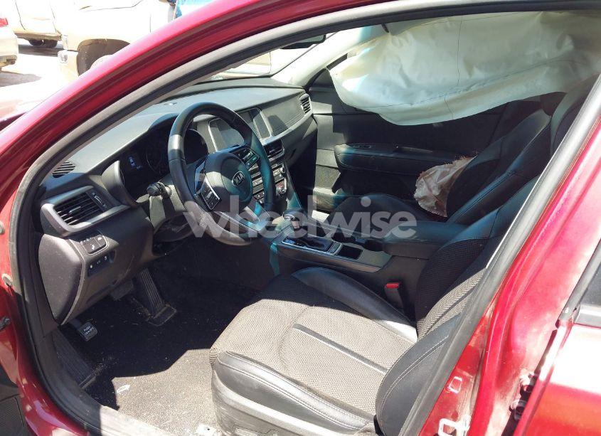 Photo 5 of 2019 Kia Optima S (VIN 5XXGT4L33KG360559)