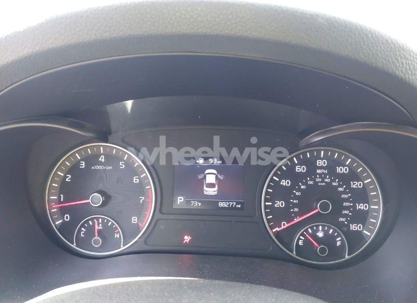 Photo 7 of 2019 Kia Optima S (VIN 5XXGT4L33KG360559)