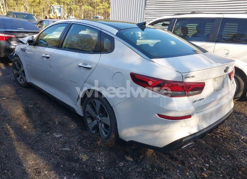 Photo 3 of 2019 Kia Optima S (VIN 5XXGT4L33KG371724)