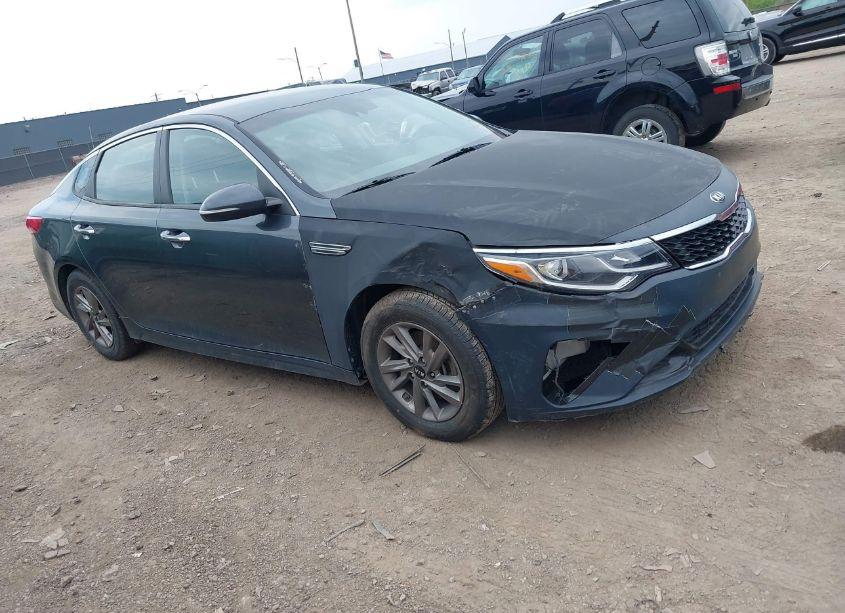 2020 Kia Optima LX (VIN 5XXGT4L33LG382160) main photo