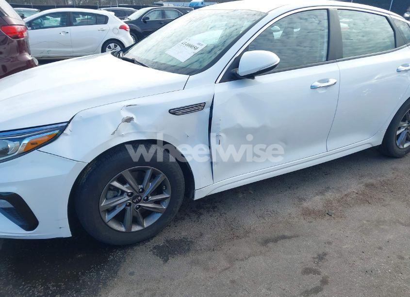 Photo 6 of 2020 Kia Optima LX (VIN 5XXGT4L33LG382336)